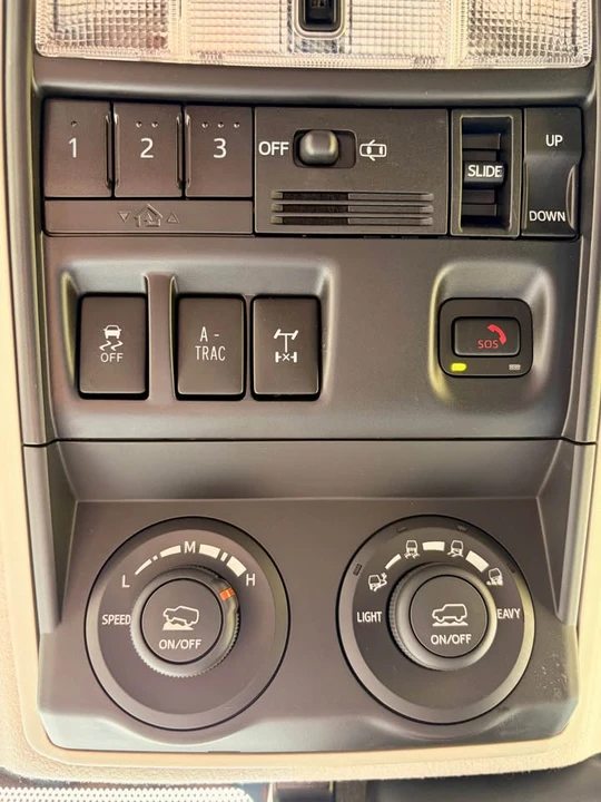 2020 Toyota 4Runner 5th Gen - Image 17 of 20