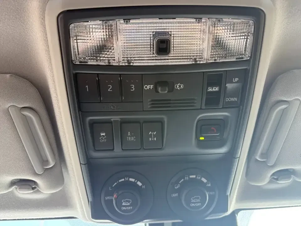 2020 Toyota 4Runner 5th Gen - Image 19 of 20