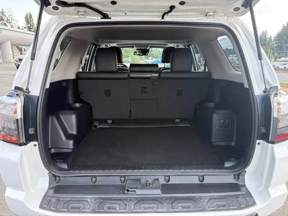 2020 Toyota 4Runner 5th Gen - Image 5 of 20