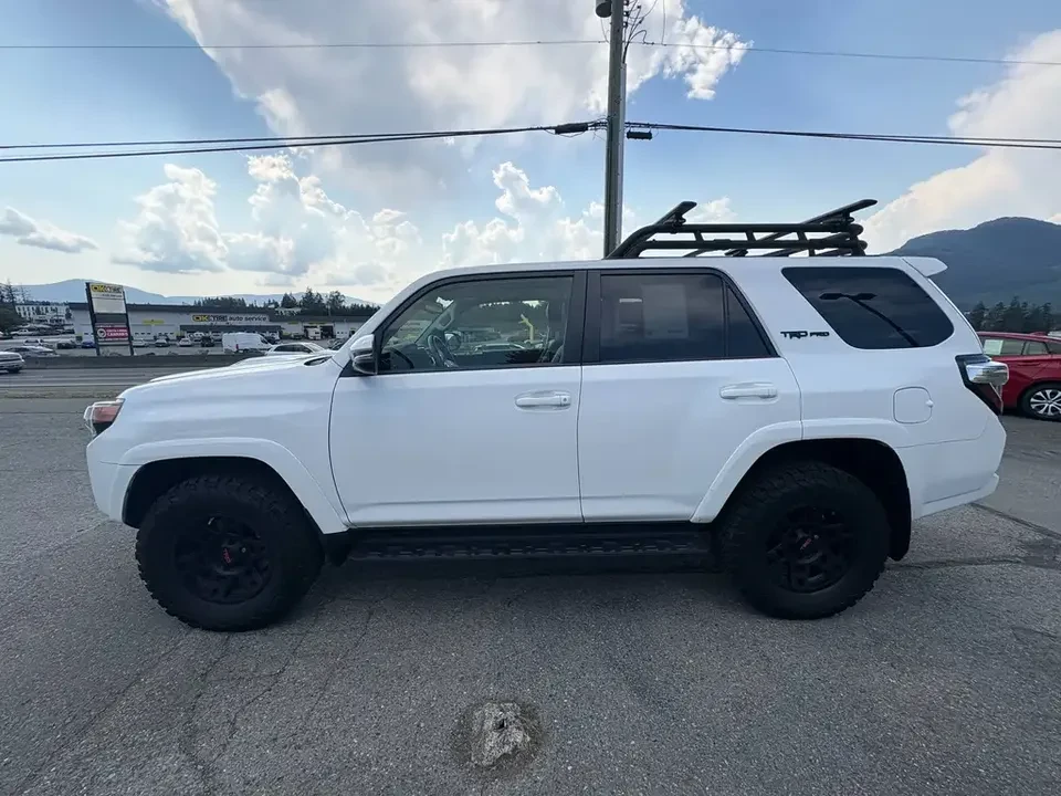 2020 Toyota 4Runner 5th Gen - Image 2 of 20