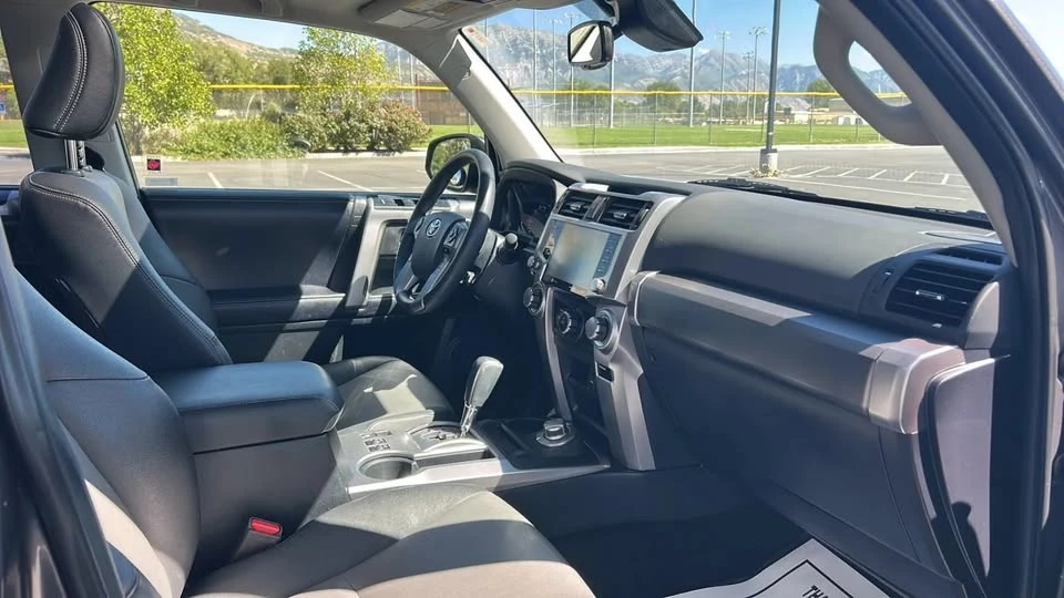 2020 Toyota 4Runner 5th Gen - Image 15 of 20