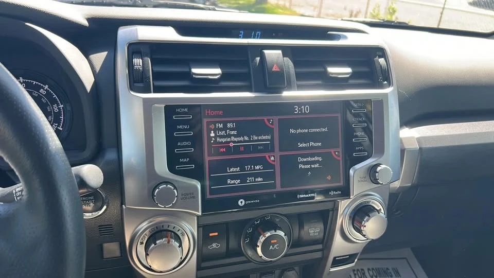 2020 Toyota 4Runner 5th Gen - Image 18 of 20