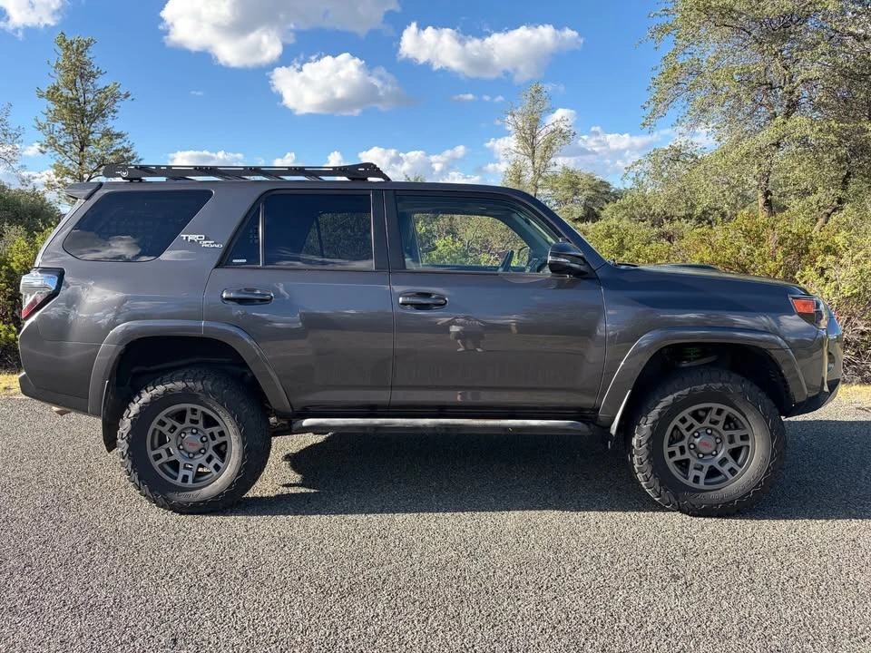 2020 Toyota 4Runner 5th Gen - Image 4 of 5