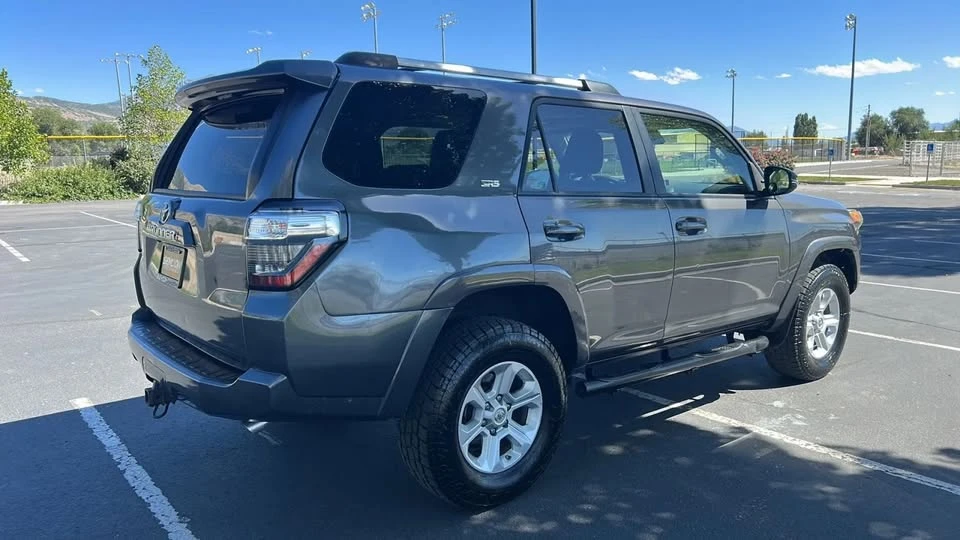 2020 Toyota 4Runner 5th Gen - Image 9 of 20