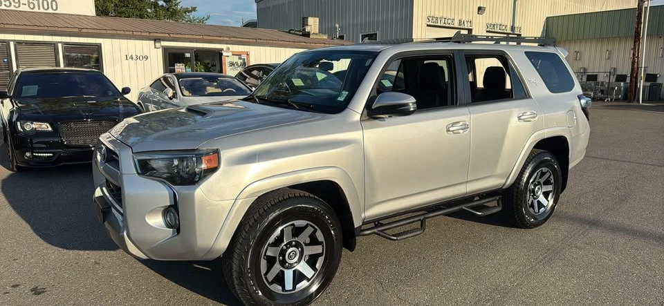 2020 Toyota 4Runner 5th Gen - Image 2 of 12