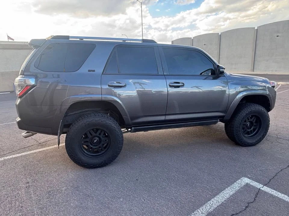 2020 Toyota 4Runner 5th Gen - Image 6 of 20