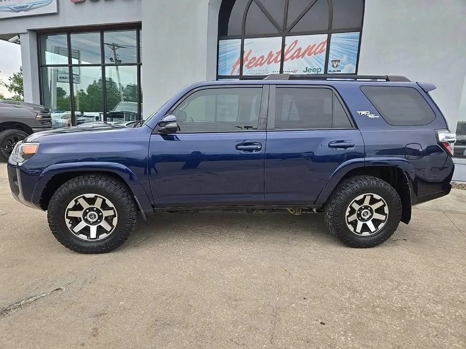 2020 Toyota 4Runner 5th Gen - Image 7 of 20