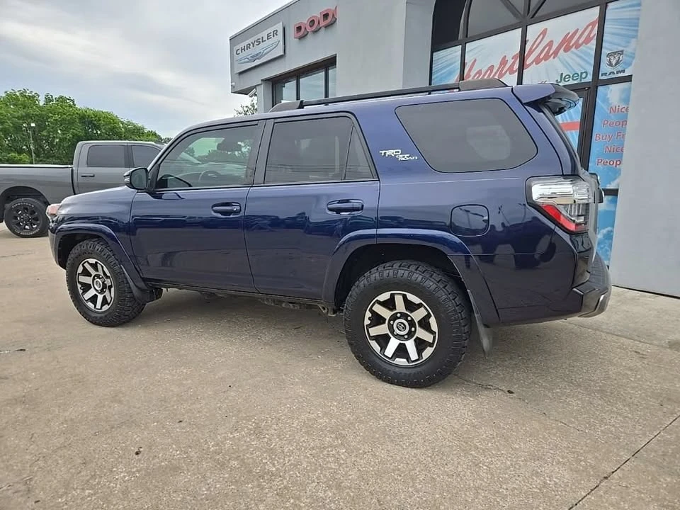 2020 Toyota 4Runner 5th Gen - Image 8 of 20