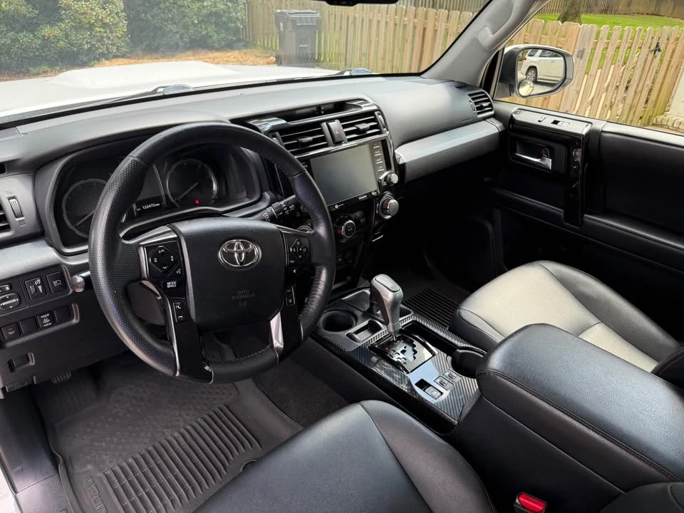 2020 Toyota 4Runner 5th Gen - Image 5 of 10