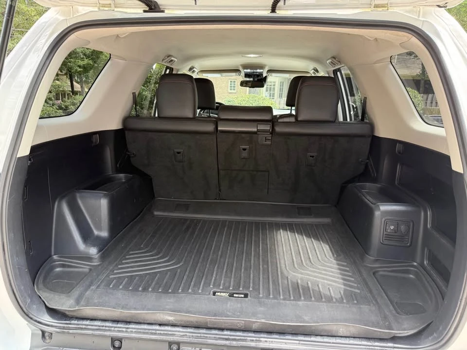 2020 Toyota 4Runner 5th Gen - Image 8 of 10