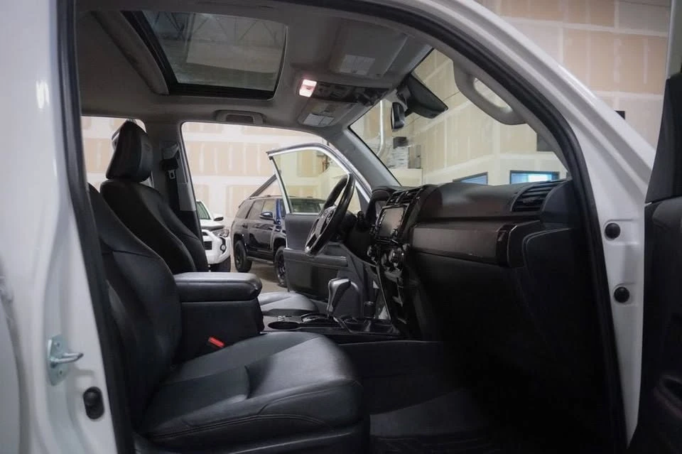 2020 Toyota 4Runner 5th Gen - Image 10 of 16
