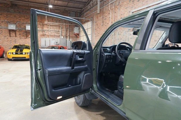2020 Toyota 4Runner 5th Gen - Image 7 of 11