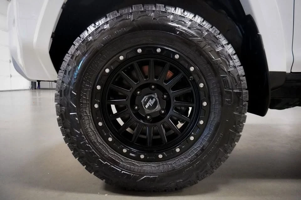 2020 Toyota 4Runner 5th Gen - Image 5 of 16