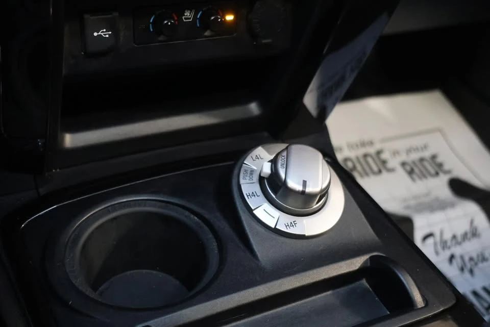 2020 Toyota 4Runner 5th Gen - Image 17 of 20