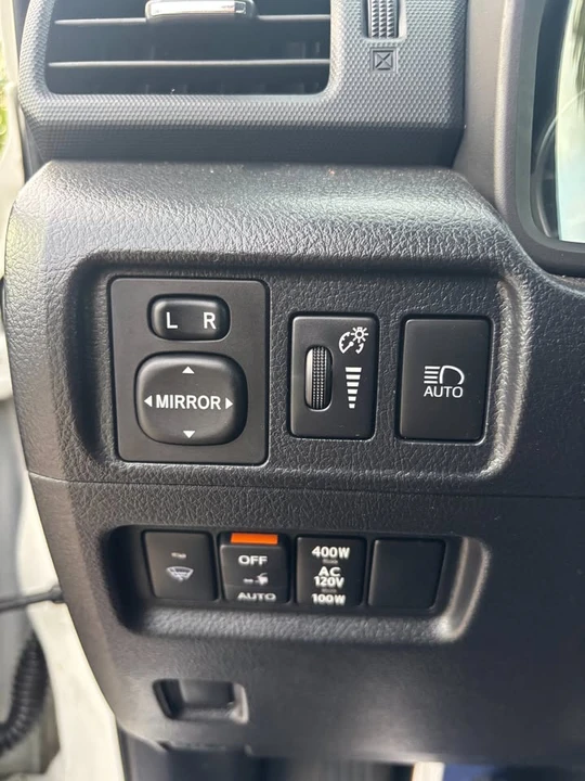 2020 Toyota 4Runner 5th Gen - Image 11 of 20