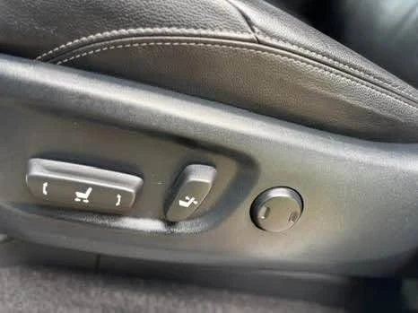 2020 Toyota 4Runner 5th Gen - Image 13 of 19