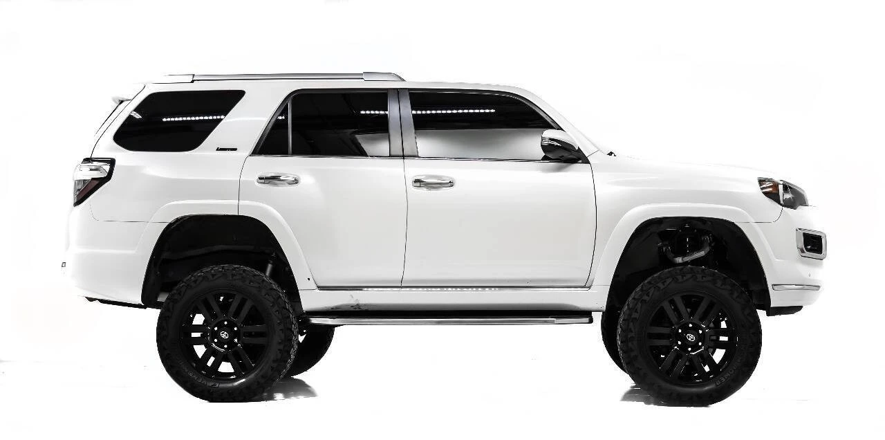 2020 Toyota 4Runner 5th Gen - Image 7 of 12