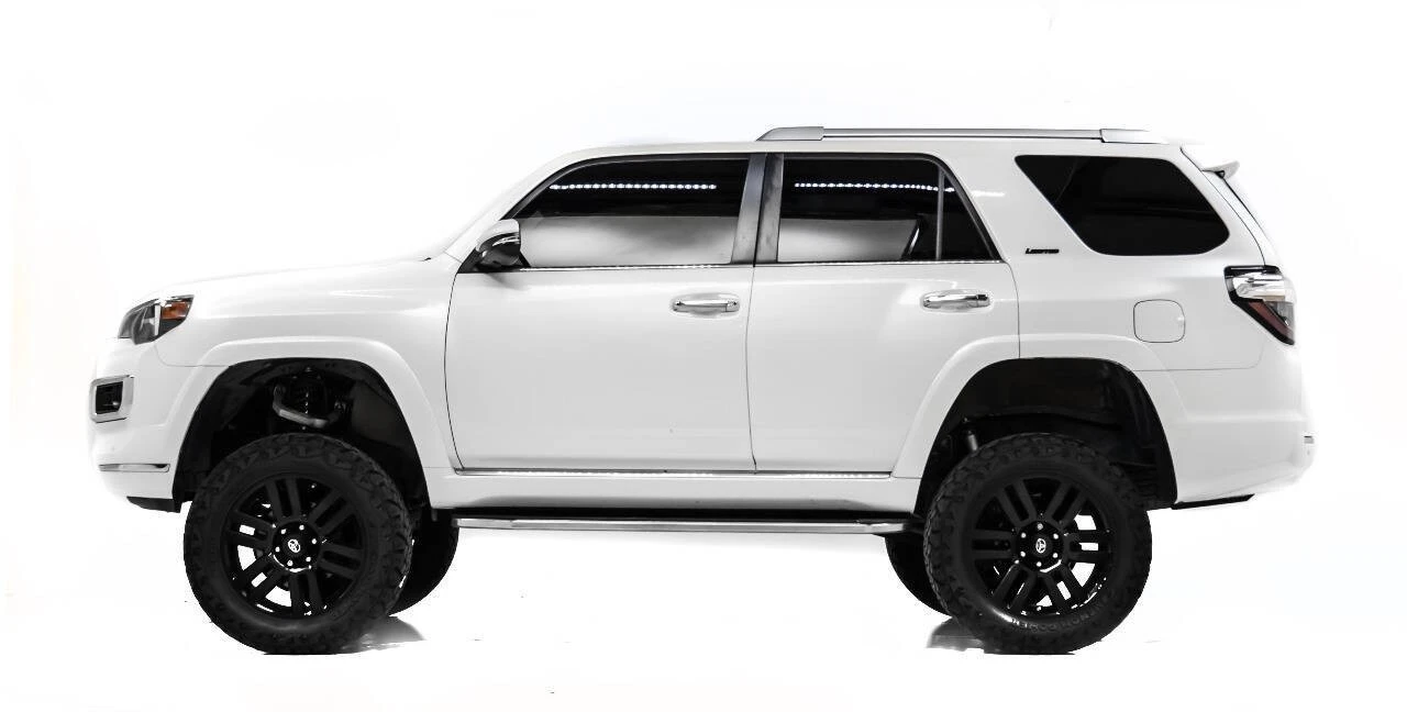 2020 Toyota 4Runner 5th Gen - Image 3 of 12