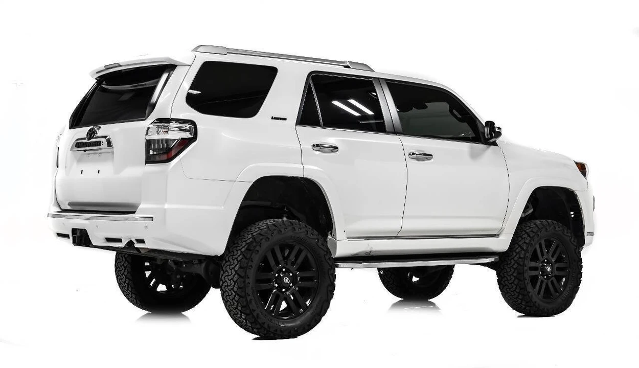 2020 Toyota 4Runner 5th Gen - Image 5 of 12