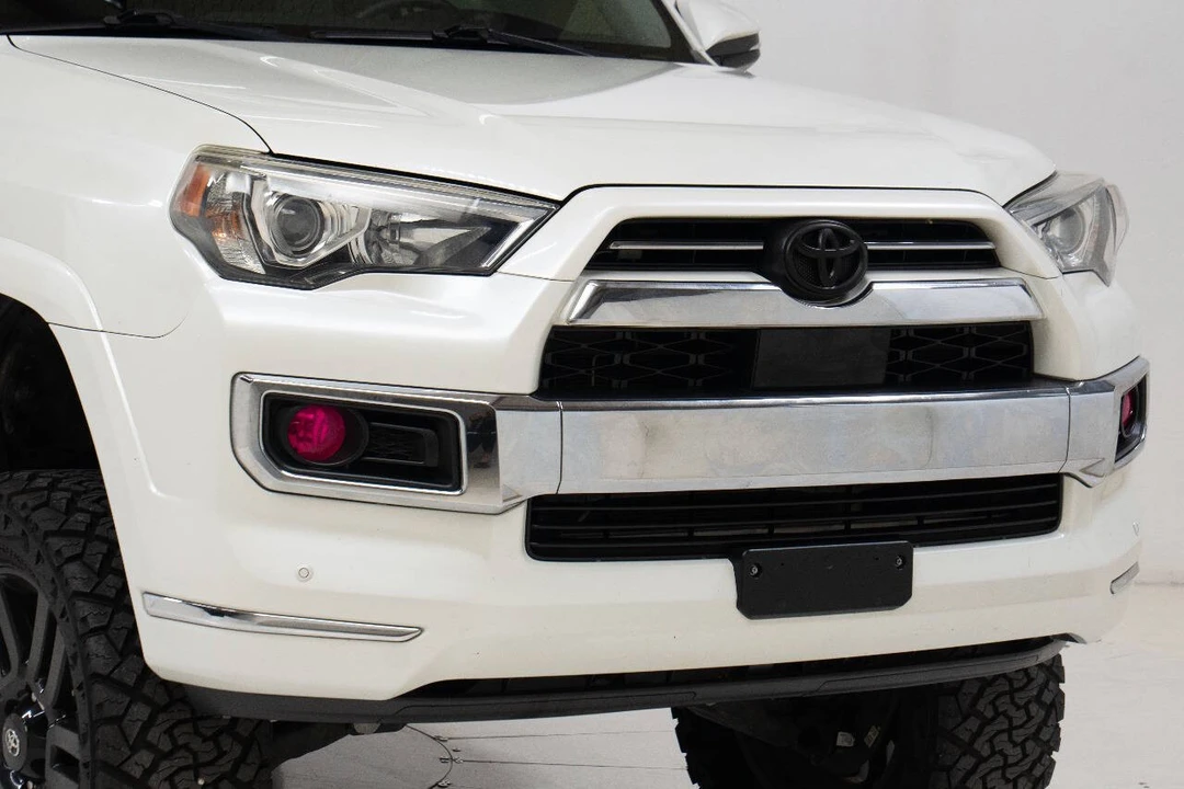 2020 Toyota 4Runner 5th Gen - Image 9 of 12