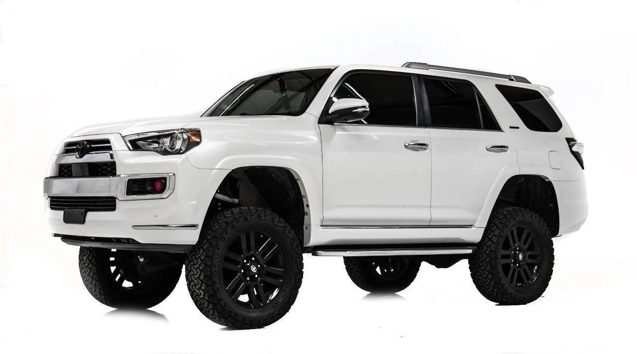 2020 Toyota 4Runner 5th Gen - Image 2 of 12
