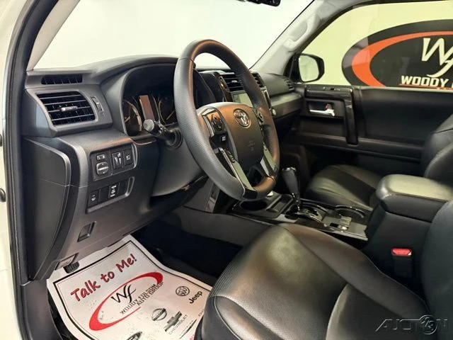 2020 Toyota 4Runner 5th Gen - Image 12 of 21