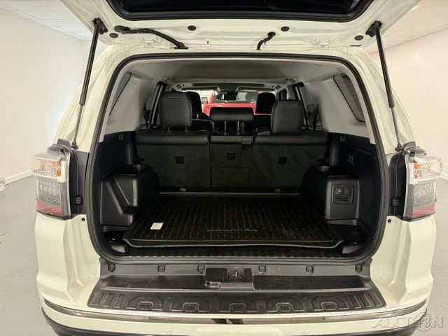 2020 Toyota 4Runner 5th Gen - Image 9 of 21