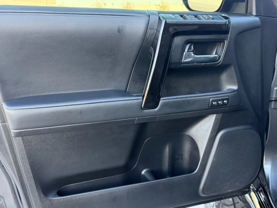 2020 Toyota 4Runner 5th Gen - Image 12 of 28