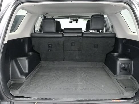 2020 Toyota 4Runner 5th Gen - Image 11 of 17
