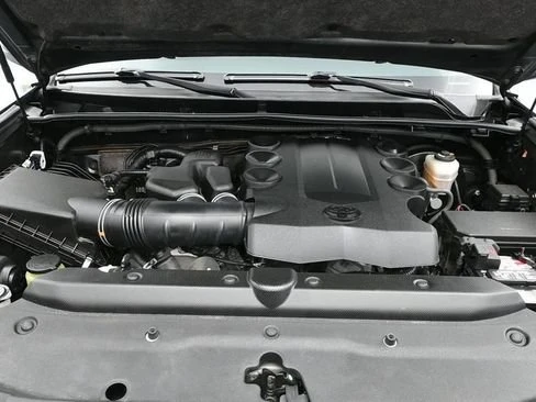 2020 Toyota 4Runner 5th Gen - Image 13 of 17