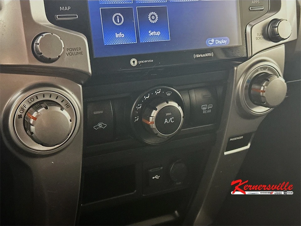 2020 Toyota 4Runner 5th Gen - Image 18 of 21