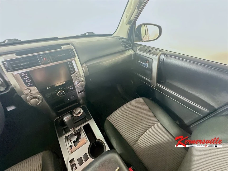2020 Toyota 4Runner 5th Gen - Image 11 of 21