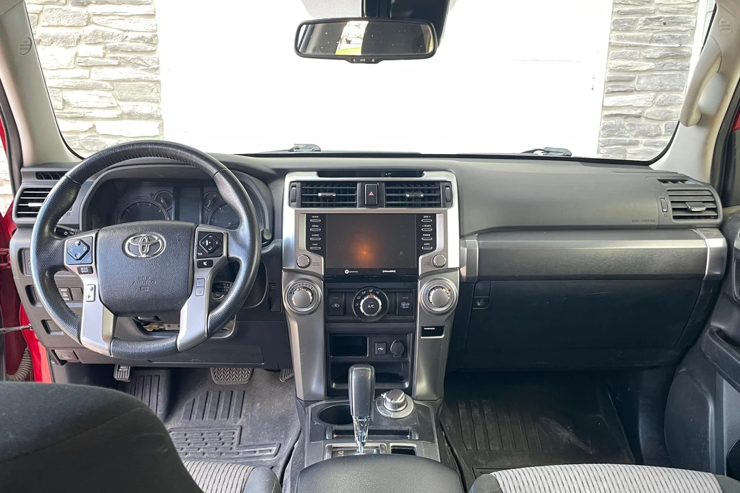 2020 Toyota 4Runner 5th Gen - Image 24 of 31
