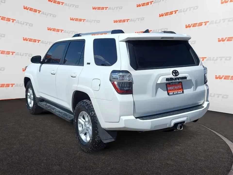 2020 Toyota 4Runner 5th Gen - Image 3 of 20