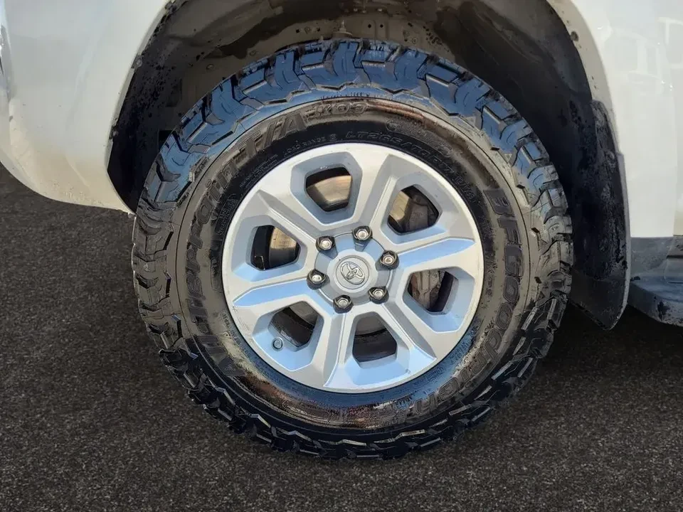 2020 Toyota 4Runner 5th Gen - Image 14 of 20