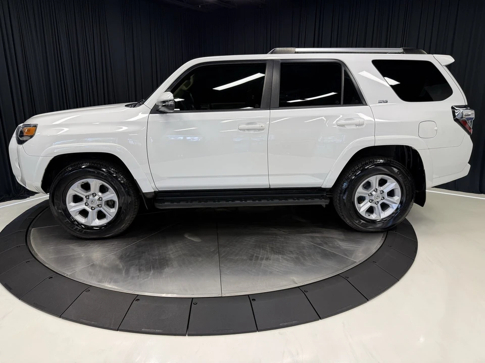 2020 Toyota 4Runner 5th Gen - Image 8 of 12