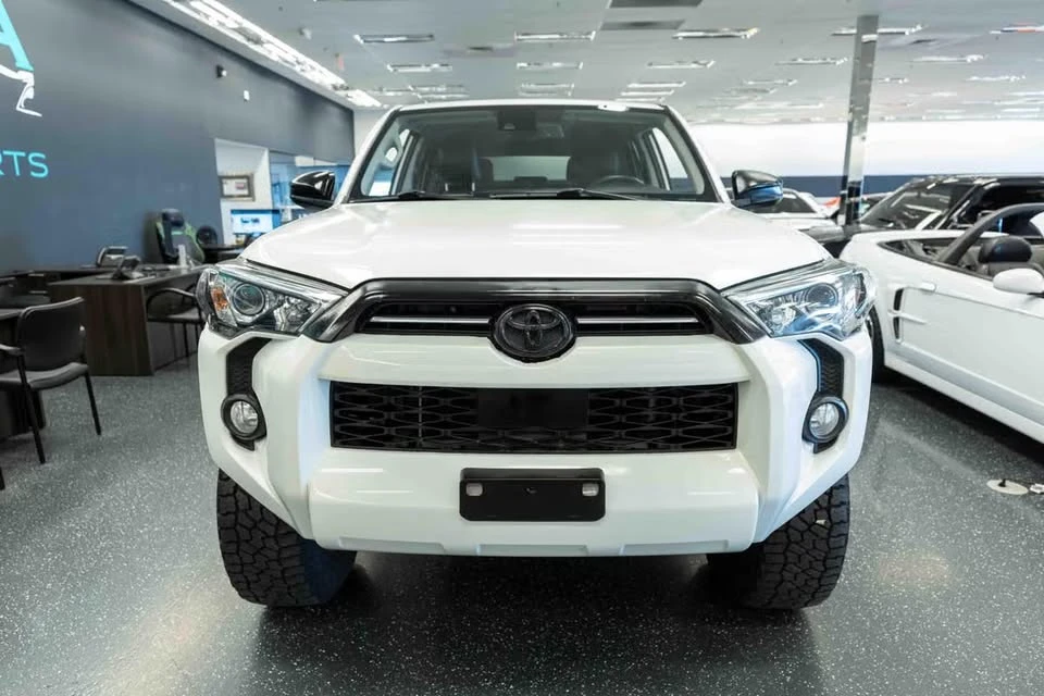2020 Toyota 4Runner 5th Gen - Image 2 of 17