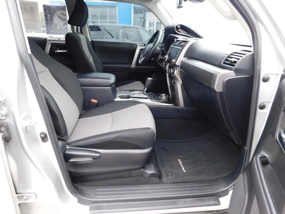 2020 Toyota 4Runner 5th Gen - Image 13 of 20