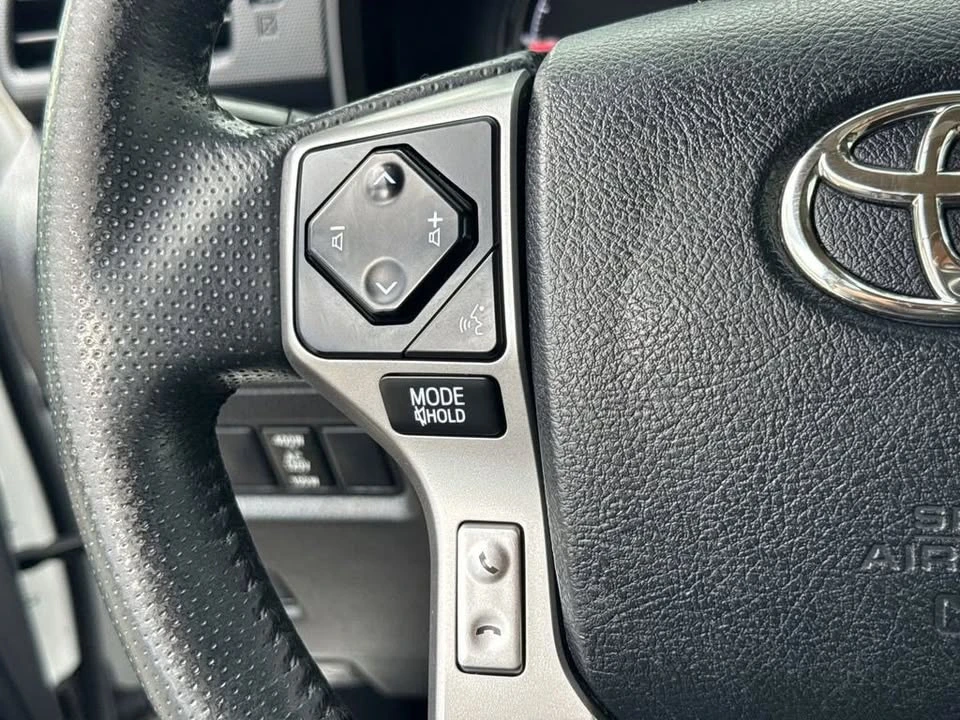 2020 Toyota 4Runner 5th Gen - Image 11 of 20