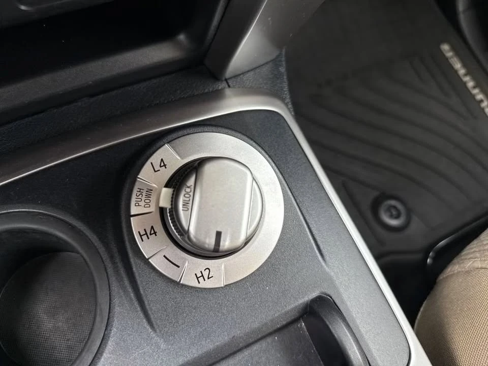 2020 Toyota 4Runner 5th Gen - Image 18 of 20