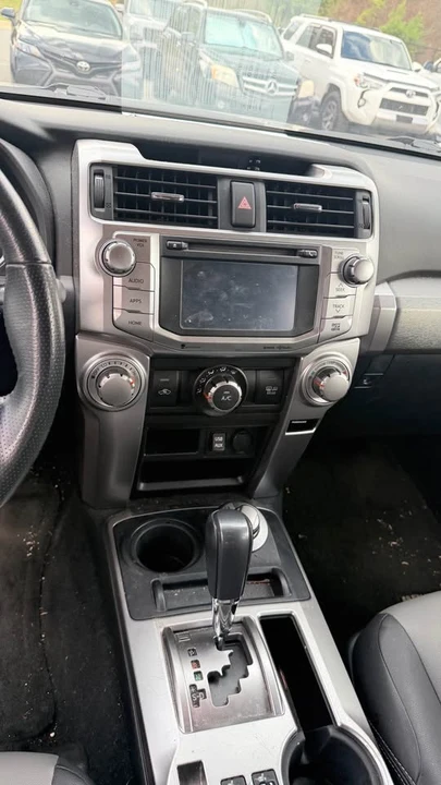 2020 Toyota 4Runner 5th Gen - Image 5 of 8