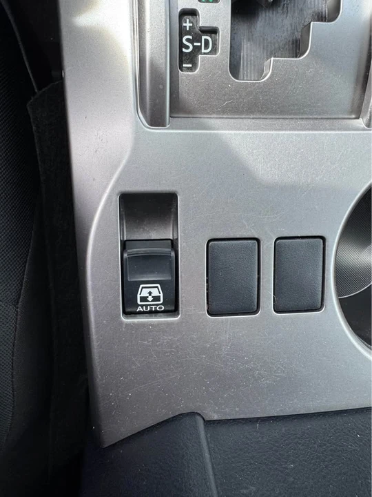 2020 Toyota 4Runner 5th Gen - Image 8 of 13