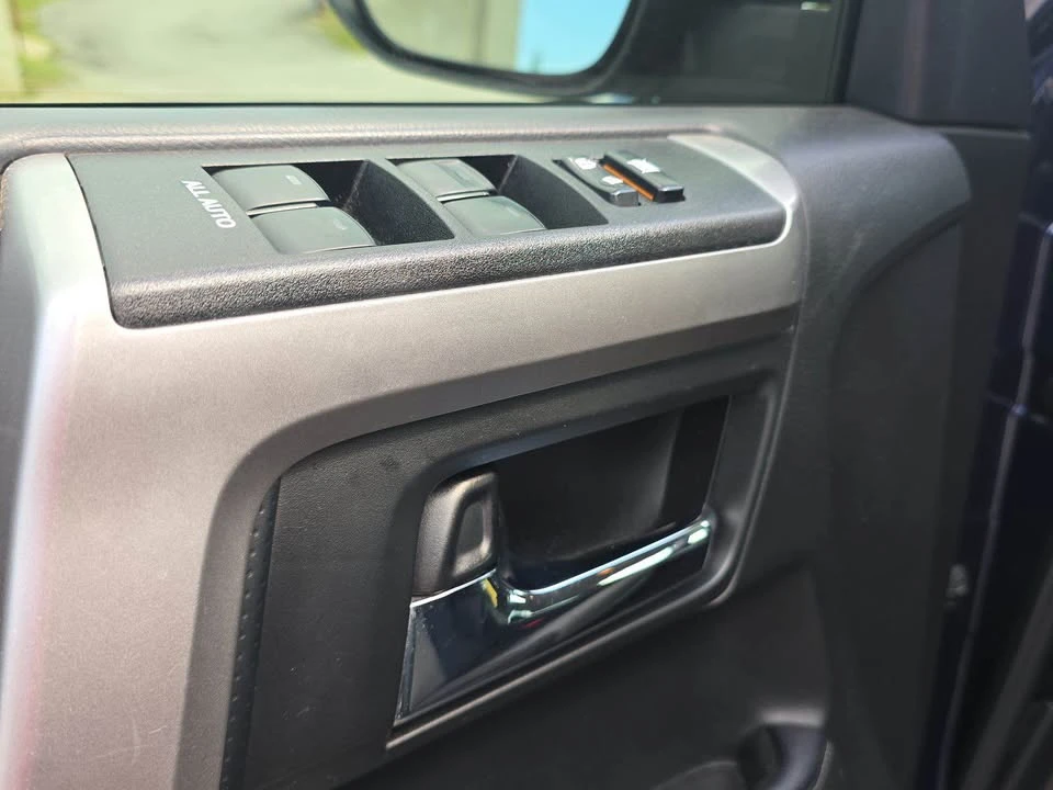 2020 Toyota 4Runner 5th Gen - Image 7 of 13
