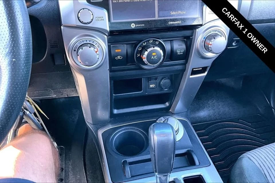 2020 Toyota 4Runner 5th Gen - Image 16 of 20