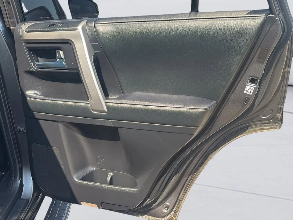 2020 Toyota 4Runner 5th Gen - Image 11 of 20