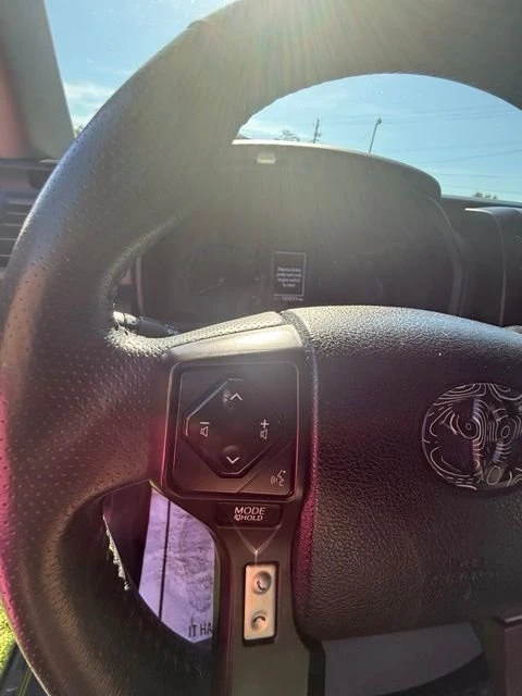 2020 Toyota 4Runner 5th Gen - Image 9 of 17
