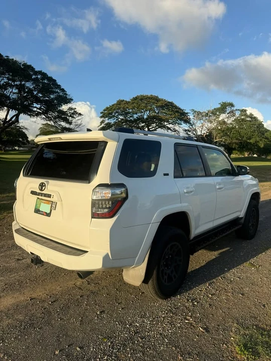 2020 Toyota 4Runner 5th Gen - Image 10 of 10