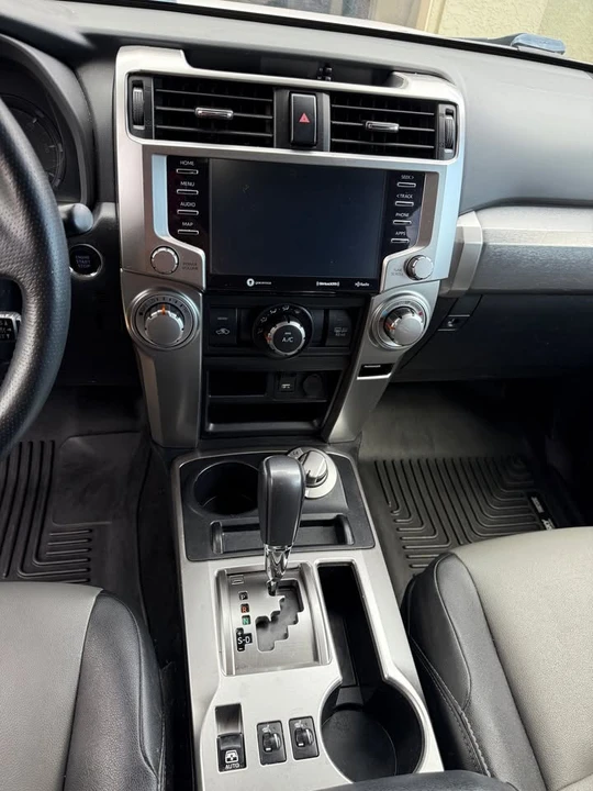 2020 Toyota 4Runner 5th Gen - Image 4 of 10