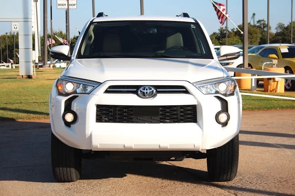 2020 Toyota 4Runner 5th Gen - Image 3 of 20