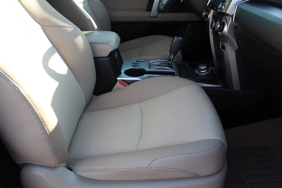 2020 Toyota 4Runner 5th Gen - Image 14 of 20
